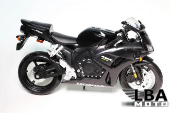 Модель мотоцикла Honda CBR1000RR 06-07 Черного цвета масштаб 112  пм-00002219
