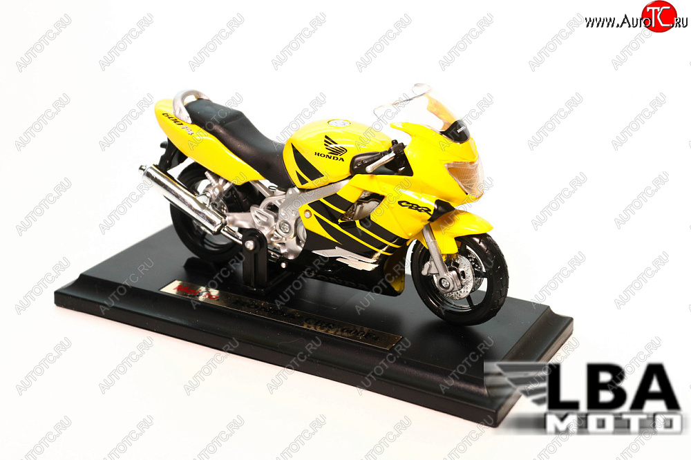 1 299 р. Модель мотоцикла Honda CBR600 F4 Желто-Черного цвета масштаб 118  пм-00002247  с доставкой в г. Кемерово