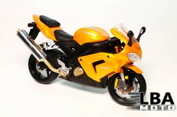 Модель мотоцикла Kawasaki Ninja ZX-10R Оранжевого цвета масштаб 112  лб-00000326