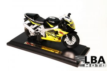 Модель мотоцикла Suzuki GSX-R600 01-03 Черно-Желтого цвета масштаб 118  пм-00002474