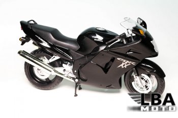 Модель мотоцикла Honda CBR1100xx Черного цвета масштаб 1 12  пм-00002484