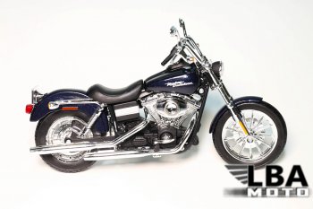 Модель мотоцикла Harley-Davidson FXDBI Dyna Street BOB 2006 масштаб 112  пм-00008010