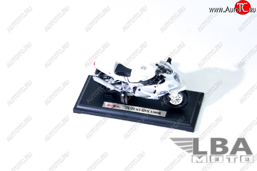 1 299 р. Модель мотоцикла Suzuki GSX-R1300 Белого цвета масштаб 118  пм-00015216  с доставкой в г. Кемерово
