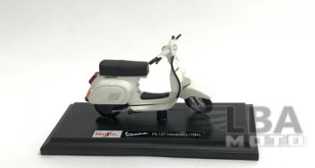 Модель скутера VESPA 125 Automatica 1984 масштаб 118  пм-00016579
