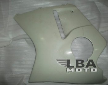 Левый боковой пластик для Honda CBR 1100 XX Без цвета  пм-00000412