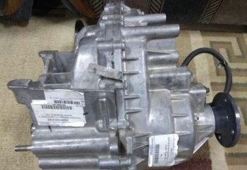 111 999 р. Коробка передач раздаточная 44 Hover H5 дизель 2 918  we121dvs12333114117  с доставкой в г. Кемерово. Увеличить фотографию 1