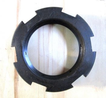 Гайка полуоси ступицы SD16 SHANTUI 16y-18-00031