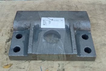 Крышка ленивца боковая SD16 SHANTUI 16y-40-q3002