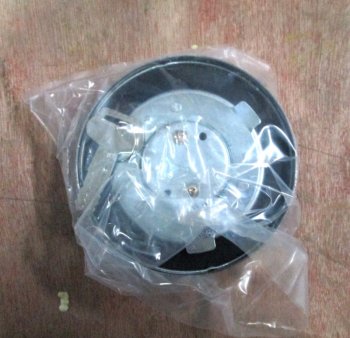 829 р. Крышка топливного бака (с замком, ключом) SD16 SHANTUI 16y-04c-0200007050-21200  с доставкой в г. Кемерово. Увеличить фотографию 2