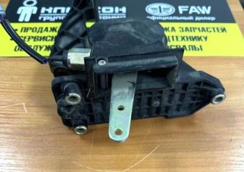 3 599 р. Педаль газа FAW J6 Е2 FAW 1108010-50a  с доставкой в г. Кемерово. Увеличить фотографию 2