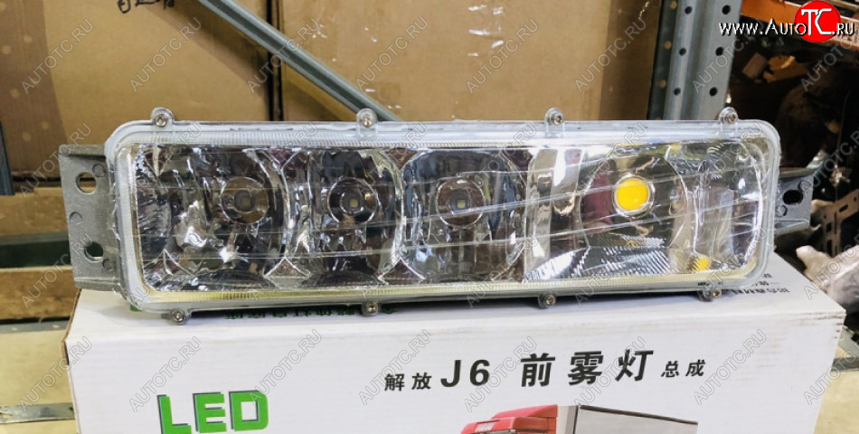 4 639 р. Фара противотуманная правая FAW J6 LED ЧЕРНАЯ FAW 3732020-53ab  с доставкой в г. Кемерово