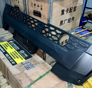 4 529 р. Решетка бампера (тягач) SHAANXI X3000  (!!!УЦЕНКА: возможен нетоварный вид!!!) SHACMAN dz97189621061  с доставкой в г. Кемерово. Увеличить фотографию 2