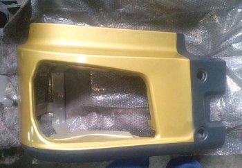 Облицовка фары часть бампера Х3000 правая R (белая) SHACMAN dz97259623222