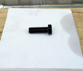 79 р. Болт кожуха двигателя (M16*45*2.0) 01010-31645 SHANTUI 01010-31645  с доставкой в г. Кемерово. Увеличить фотографию 3