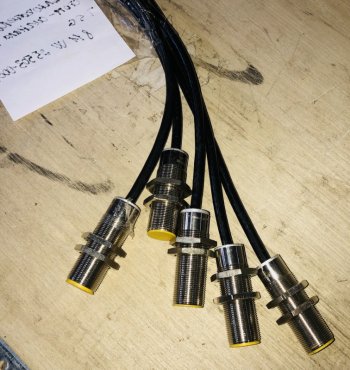 2 279 р. Выключатель стоп-сигнала Howo T5G 811W25503-0001 SITRAK 811w25503-0001  с доставкой в г. Кемерово. Увеличить фотографию 3