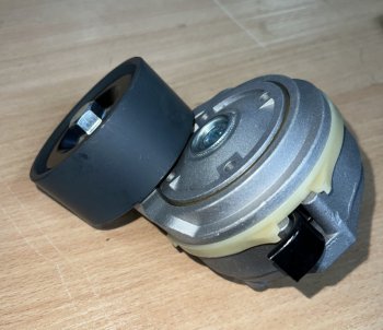 Натяжитель M11 HOWO T5G T7H 201V95800-7477 VALMO000653 VALMO 201v95800-7477