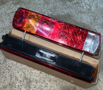 4 099 р. Фонарь задний правый IVECO HONGYAN 5801299174 ДРУГОЕ КИТАЙ 5801299174  с доставкой в г. Кемерово. Увеличить фотографию 3