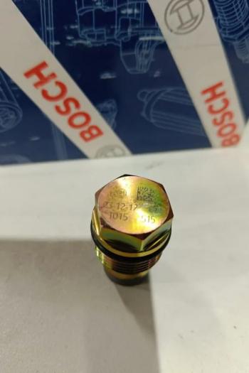 19 769 р. Клапан ограничения давления в топливной рампе 1110010028 BOSCH orig FAW FAW 1110010028  с доставкой в г. Кемерово. Увеличить фотографию 2