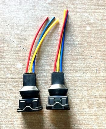 Фишка противотуманной фары FAW J6 (разъем 3 контакта) FAW 37320153732020jack