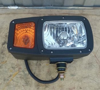     Блок фара правая 46C9986 LIUGONG 46c9986
