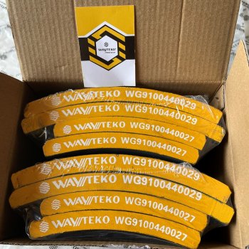 979 р. Накладка тормозная передняя 160*135 (6отв.) качество WAYTEKO PREMIUM WG910044002729 WAYTEKO PREMIUM wg910044002729  с доставкой в г. Кемерово. Увеличить фотографию 2