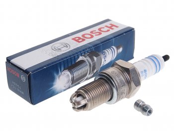399 р. Свеча зажигания BOSCH WR8LT+4 BOSCH 0242229658  с доставкой в г. Кемерово. Увеличить фотографию 1