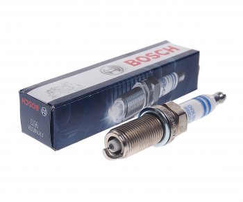 1 039 р. Свеча зажигания TOYOTA Land Cruiser (J200) LEXUS LS460,LX570 (07-) BOSCH BOSCH 0242236593  с доставкой в г. Кемерово. Увеличить фотографию 1