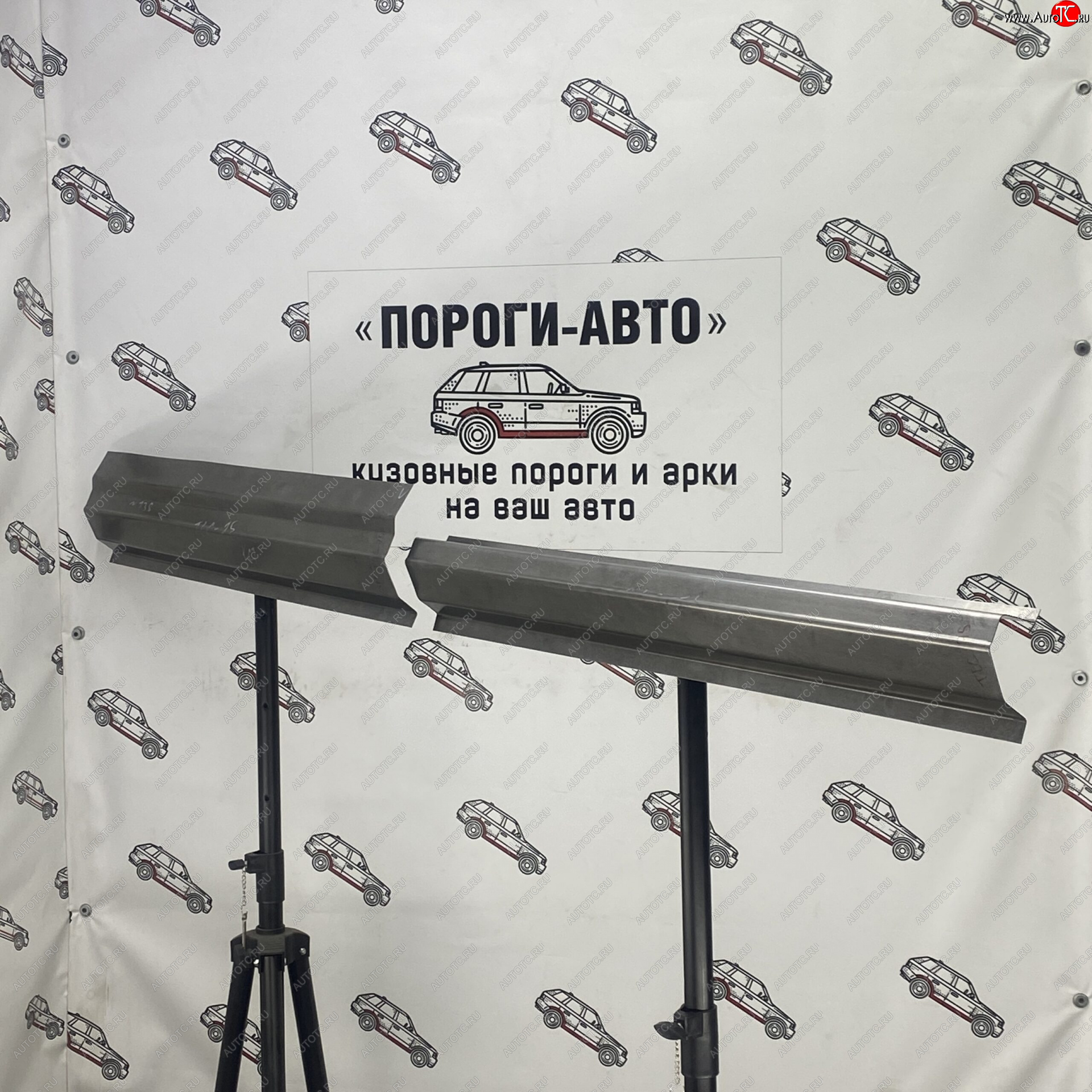 1 699 р. Левый порог (Ремкомплект) Пороги-Авто  Toyota Land Cruiser  J70 (1984-2015) 5 дв. дорестайлинг, 5 дв. 1-ый рестайлинг, 3 дв. 2-ой рестайлинг, 5 дв. 3-ий рестайлинг (холоднокатаная сталь 1 мм)  с доставкой в г. Кемерово