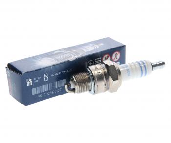 299 р. Свеча зажигания ГАЗ-3110 АИ-92 W7BC BOSCH BOSCH 0241235754  с доставкой в г. Кемерово. Увеличить фотографию 1