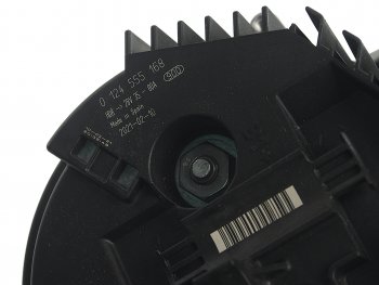 26 799 р. Генератор MERCEDES Actros,Atego,Axor,Bus (28V/80A) без шкива BOSCH BOSCH 0986048100 BOSCH 0986048100  с доставкой в г. Кемерово. Увеличить фотографию 3