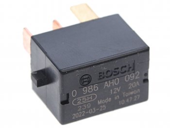 569 р. Реле MITSUBISHI,TOYOTA противотуманных фар BOSCH BOSCH 0986ah0092  с доставкой в г. Кемерово. Увеличить фотографию 1