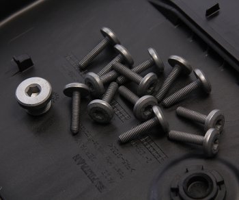 10 999 р. Фильтр масляный АКПП BMW 1 (E83) с поддоном в сборе ZF ZF 1087298437  с доставкой в г. Кемерово. Увеличить фотографию 3