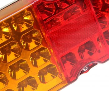 639 р. Фонарь задний ГАЗ,ЗИЛ,КАМАЗ,МАЗ светодиодный 24V SKV SKV 132.3716-33  с доставкой в г. Кемерово. Увеличить фотографию 3