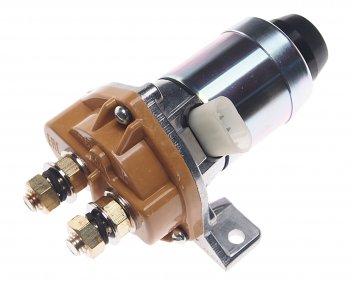 2 879 р. Выключатель массы дистанционный МАЗ 24V 50А 2-х контактный AVTOELECTRICA AVTOELECTRICA 1400.3737 ае  с доставкой в г. Кемерово. Увеличить фотографию 1