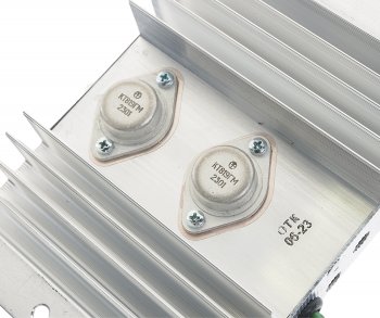 2 459 р. Преобразователь напряжения (инвертор) 24-12V 10А 80Вт ЭНЕРГОМАШ ЭНЕРГОМАШ 21.3759-01  с доставкой в г. Кемерово. Увеличить фотографию 3