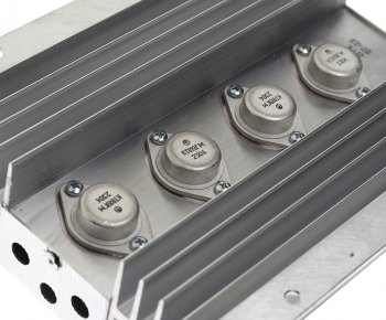 3 799 р. Преобразователь напряжения (инвертор) 24-12V 20А 160Вт ЭНЕРГОМАШ ЭНЕРГОМАШ 21.3759-03  с доставкой в г. Кемерово. Увеличить фотографию 3