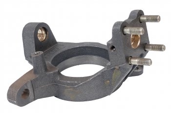 30 999 р. Корпус ГАЗ-23107 (4х4) кулака поворотного левый (ОАО ГАЗ) ГАЗ 23107-2304041  с доставкой в г. Кемерово. Увеличить фотографию 1