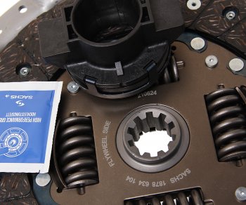 17 749 р. Сцепление ЗМЗ-406 в сборе SACHS SACHS 3000951644  с доставкой в г. Кемерово. Увеличить фотографию 3