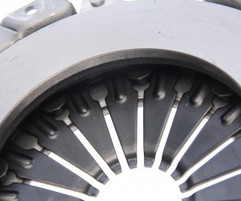 7 199 р. Корзина сцепления ГАЗ-3302,2217 Бизнес,ГАЗель Next SACHS SACHS 3082634044  с доставкой в г. Кемерово. Увеличить фотографию 3