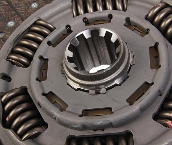 94 999 р. Сцепление MAN TGA,TGS,TGX комплект с выжимным подшипником SACHS SACHS 3400127401  с доставкой в г. Кемерово. Увеличить фотографию 4