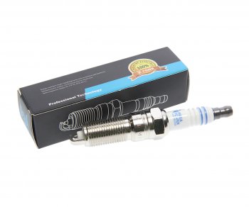 239 р. Свеча зажигания ГАЗ-3110 дв.Крайслер MEGAPOWER MEGAPOWER 370-31-005  с доставкой в г. Кемерово. Увеличить фотографию 1