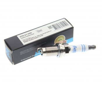 339 р. Свеча зажигания VW Golf 5,6,Jetta,Passat B6 AUDI A3 SKODA Octavia,Fabia (1.4 FSI) (1шт.) MEGAPOWER MEGAPOWER 370-31-045  с доставкой в г. Кемерово. Увеличить фотографию 1