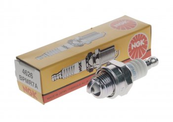 679 р. Свеча зажигания NGK BPMR7A (газонокосилка,бензопила) NGK 4626  с доставкой в г. Кемерово. Увеличить фотографию 1