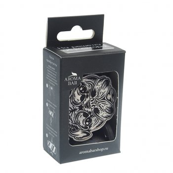 276 р. Подвеска ароматная на дефлектор на магните Мопс черно-белая AROMA BAR AROMA BAR 4678597209784 (defpugblackwh)  с доставкой в г. Кемерово. Увеличить фотографию 2