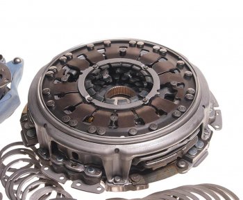 61 999 р. Сцепление VW Passat B6,B7,Golf 5,6 AUDI A3 SKODA (1.2-1.8 TFSI) (DSG) комплект LUK LUK 602000100  с доставкой в г. Кемерово. Увеличить фотографию 2