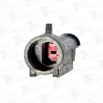 260 р. Разъем IVECO электрический (1-о контактный) (7810017+7810016) TE PARTS TE PARTS 7110033  с доставкой в г. Кемерово. Увеличить фотографию 3
