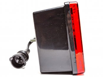 1 999 р. Фонарь задний КАМАЗ,МАЗ,УРАЛ левый с проводом (вилка СЦАЗ) AVTOELECTRICA AVTOELECTRICA 7452.3716-08 ае  с доставкой в г. Кемерово. Увеличить фотографию 4