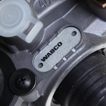 38 999 р. Осушитель воздуха MERCEDES 13Bar с подогревом WABCO WABCO 9324000240  с доставкой в г. Кемерово. Увеличить фотографию 4