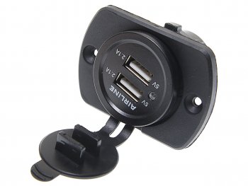 739 р. Розетка автомобильная встраиваемая влагозащищенная 12-24V 2 USB (5V 2.1А+1А) AIRLINE AIRLINE acs-2u-02  с доставкой в г. Кемерово. Увеличить фотографию 1