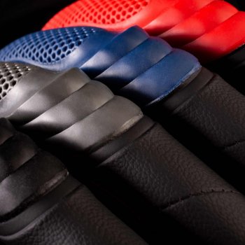 439 р. Оплетка руля (XXL) 43-45см черная экокожа 3D вставки Car Performance AUTOPROFI AUTOPROFI cp-2050 bkbk (xxl)  с доставкой в г. Кемерово. Увеличить фотографию 2